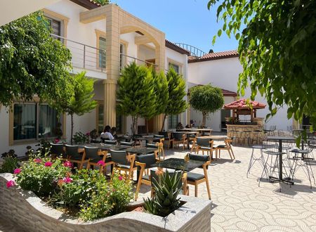 cyprus/lefkosa/nagashotelrestaurantathistoricalpartofnicosia1d425711.jpg