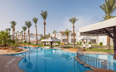 Jaz Sharm Dreams · 4