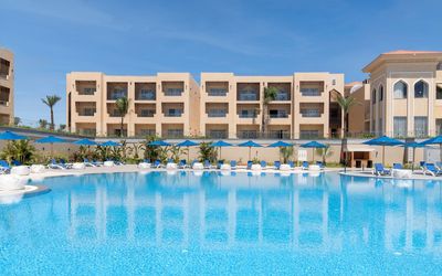 Cleopatra Luxury Sharm Adults Only · 4
