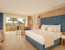 Deluxe Double Room – Pool View
