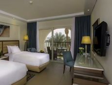 Panoramic Sea and Pool View Room - King Bed