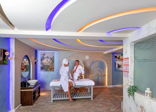 egypt/guneysina/pickalbatroslagunaclubresortforadultsonlysharmelsheikh804d4c68.jpg