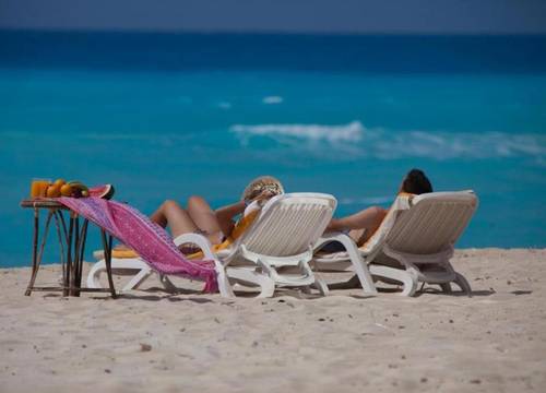 egypt/iskenderiye/alexandria/borg-el-arab-beach-hotel_1f1e4df0.jpg