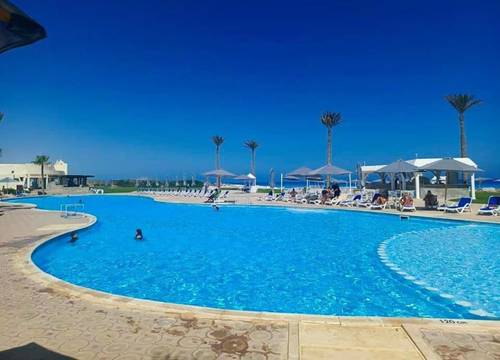 egypt/iskenderiye/alexandria/borg-el-arab-beach-hotel_8238f954.jpg