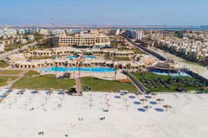 egypt/iskenderiye/alexandria/borg-el-arab-beach-hotel_cabe68af.jpg