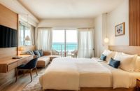 Superior, Queen Bed, Sea View