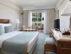 Standard Queen Or Twin Bed