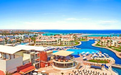 Pickalbatros Dana Beach Resort · 2