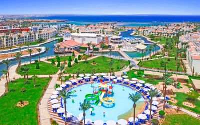 Pickalbatros Dana Beach Resort · 4