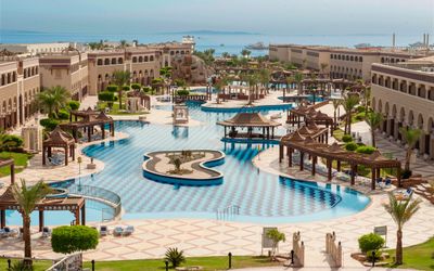 Sunrise Mamlouk Palace Resort · 3