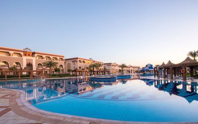 Sunrise Mamlouk Palace Resort · 4