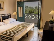 Superior Family Queen Bed Garden View