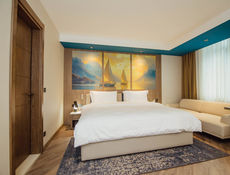 Executive King Room City View