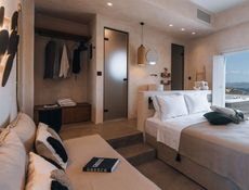 Panaromic Room