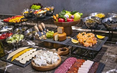 Tbilisi Philharmonic By Mercure Hotel · 4