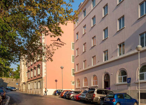 hirvatistan/split/zminjevaca/cornaro-hotel_8328393c.jpg