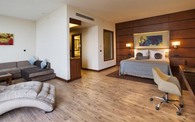 Dedeman Erbil Hotel City Center · 4