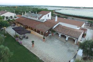 italya/conversano/puglia/agriturismo-masseria-alberotanza_59e530ec.jpg