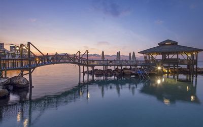 Merit Crystal Cove Hotel SPA Casino · 5