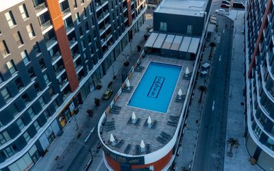 Caddemm Inn Hotel · 4