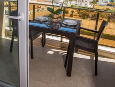 1 + 1 Sea View Flat