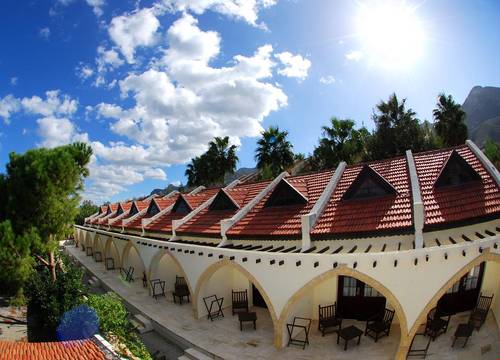 kibris/girne/beylerbeyi/bellapais-monastery-village_4c0c6acb.jpg