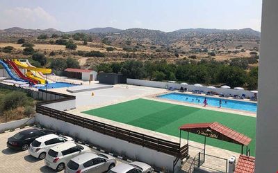 Velmer Hotel · 3