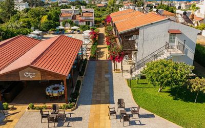 Citrus Tree Gardens · 5
