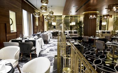 Rocks Hotel - Casino · 4
