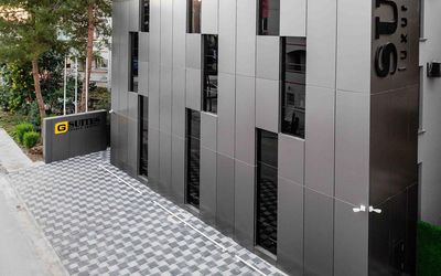 G Suites Luxury Rentals · 3