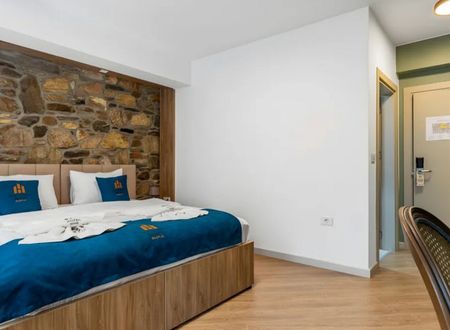 macedonia/makedonya/oldstonehotelskopje616eccdd.jpg
