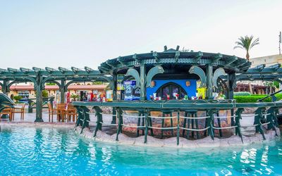 Charmillion Club Resort · 4