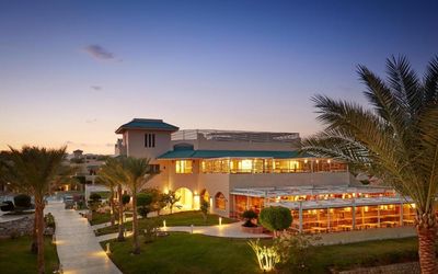 Coral Sea Holiday Resort · 4