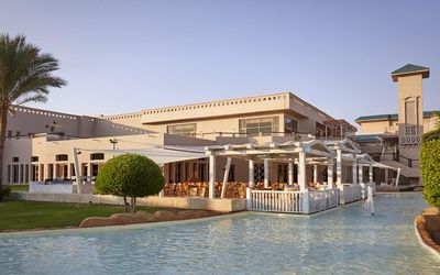 Coral Sea Holiday Resort · 2