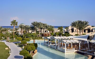Coral Sea Holiday Resort · 3