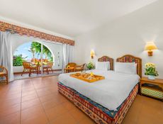 Sultan Queen Room with Sea View
