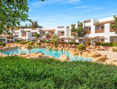 Elisir Twin Room  Pool View