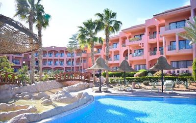 Parrotel Aqua Park · 2