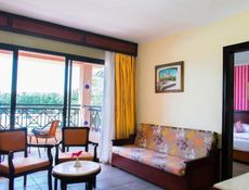 Family Room- Free use of Aqua Park