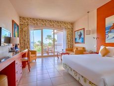 Superior Pool View or Partial Sea View