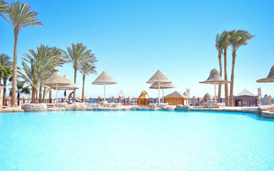 Parrotel Beach Resort · 4