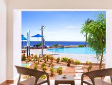 Deluxe Room With Pool View