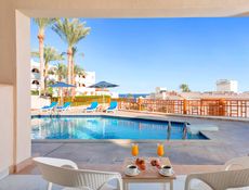 Deluxe Room With Pool View