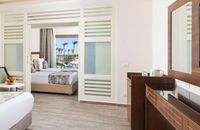Large Family Room with Sea View