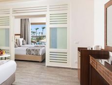 Large Family Room with Sea View