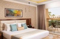 Junior Suite with Pool View