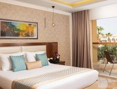 Junior Suite with Pool View
