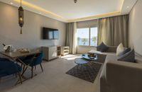 Executive Jacuzzi Sea View Suite - Posh Club