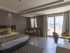 Jacuzzi Suite - Posh Club