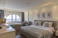 Jacuzzi Suite - Posh Club